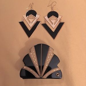 Vintage Purse Compact Mirror and earrings